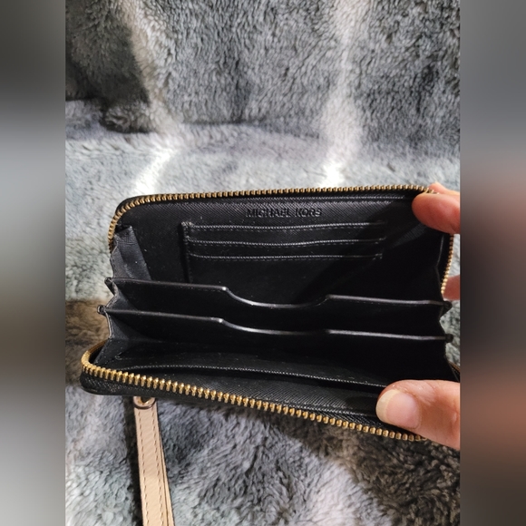 Michael Kors Black Shiny Wallet - Picture 6 of 11